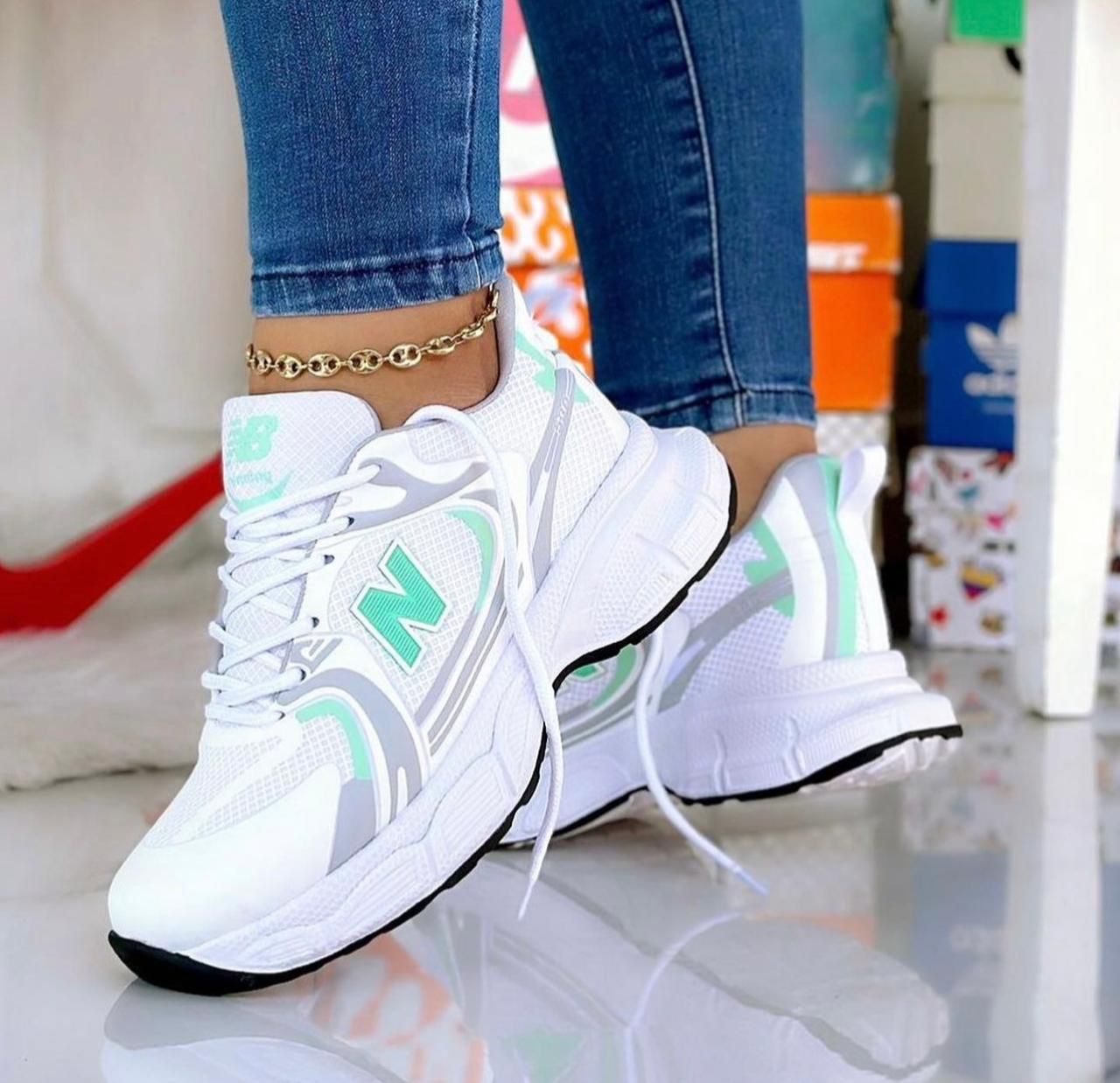 Tenis N 530 mujer
